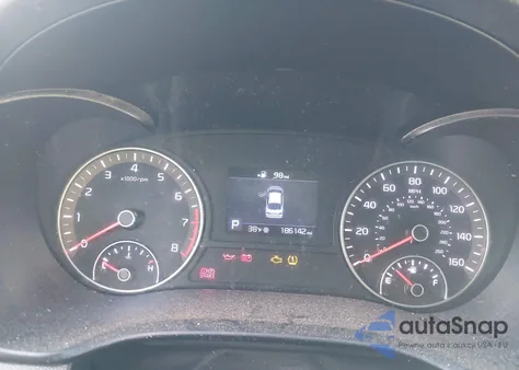 2019 Kia Optima Lx z USA, uszkodzony, nr VIN 5XXGT4L32KG359595